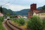 Abfahrbereit steht ein RABe 521 am 09.08.2015 im Endbahnhof Zell im Wiesental.