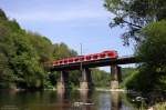 Bei Rosbach �berquert ein K�lner 423 als S12 ach Au die Sieg.