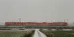Die RB Ulm-Augsburg, aufgenommen im Schneetreiben des 13.12.09, Strecke Ulm-Augsburg, kurz nach Burgau.