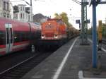 Locon 216 mit einem Bauzug in Bonn am 28.10.10
