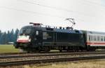 ES 64 U2-026, aufgenommen am 28.02.11, bei der Durchfahrt durch Gersthofen.