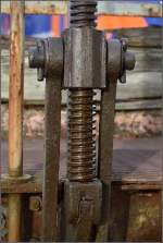 Detail am Güterwagen M4 257, Gewinde der Handbremsspindel.