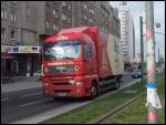 MAN mit Kastenaufbau in Berlin.