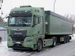 MAN TGX 18.470 Kipper-Sattelzug in Röbel.