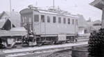 Die ehemalige Versuchslok und spätere Ce 4/4 1 der Sensetalbahn in Laupen, 21.Mai 1963.