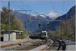 Zwei BLS RABe 535  Lötschberger  auf ihrer Fahrt nach Bern erreichen Lalden.
