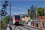 Weiterhin ein  Fremdgänger  ist der SBB RER VAUD RABe 523 101 in der TILO Flotte, der hier als S 20 in den neuen, noch Bau befindlichen Bahnhof von Minusio einfährt. 

26. April 2023
