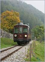 Der M-C BCFeh 4/4 N° 15 kurz nach Chaulin auf der Fahrt nach Blonay.