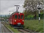 Der  RhB Bernina Bahn ABe 4/4 I N° 35 der Blonay Chamby Bahn verlässt Blonay in Richtung Chamby.