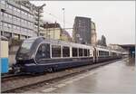 er MOB/BLS GPX (GoldenPassExpress) besteht z.Z aus nur vier Wagen; es wird interessant sein, wie das Angebot der direkten Verbindung angenommen wird, vorerst wird ja nur mit einem Zugspaar gefahren.