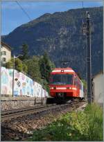 Der TMR (M-C) BDeh 4/8 21 (SNCF Z800 UIC N� 90 85 838 0821-1 CH-TMRSA) erreicht Finhaut.