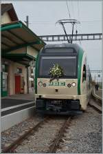 120 Jahre BAM MBC: Nachdem der SURF (S�rie Unifi�e Romande pour R�seau Ferr� m�trique) Be 4/4 31 und 32 ihr VIP G�ste nach Apples brachte und dort getauft wurde, konnten die neuen Triebwagen in Bi�re