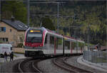 Travys ABe 8/12 3006 verl�sst den Endbahnhof Sainte-Croix.