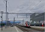 Der SBB Twindexx IC 200 RABDe 502 008-1 (UIC 94 85 0 502 008-1 CH-SBB  Lausanne Capital Olympique  auf Testfahrt in Prilly-Malley. 

17. Juli 2020