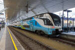 Der sechsteilige Stadler Kiss�  4010 029 / 4010 129 der WESTbahn am 11.09.2022 im Hbf Salzburg.