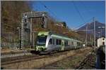 Der BLS RABe 535 120 erreicht Preglia, leider reicht die knappe Fahrzeit Brig - Domodossola Brig nicht, um auch in Preglia einen Halt einzulegen.