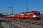 BLS: Die Pendelz�ge RBDe 566 225-9 und RBDe 566 220-0 warteten noch am 16.
