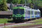 VPM 566 241 steht am 18 Mai 2025 ins Bahnhof von S�miswald-Gr�nen und tragt noch die BLS-Farben.