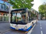 LOOK Busreisen  Aufgenommen am 03 Juli 2021  Duisburg, Rheinhausen Markt  KLE LB 633